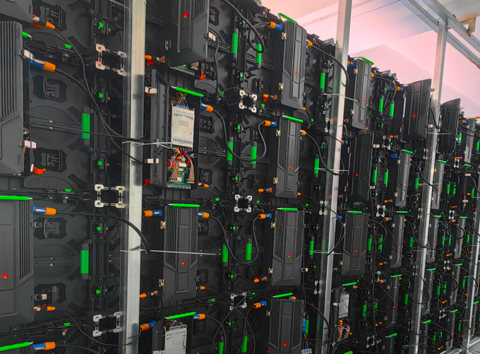 P3.91 Wypożyczalnia ekranu LED na zewnątrz Cena LED Video Wall for Stage Koncert Wypożyczalnia ekranu LED 19